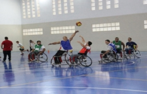 Alunos do Projeto Basquete Para Todos participam de  evento de integração - Filial Caçador
