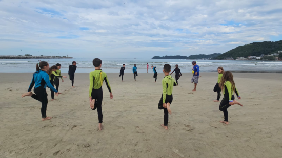 Início das aulas do Surf no Programa Esporte Comunitário – Filial Litoral