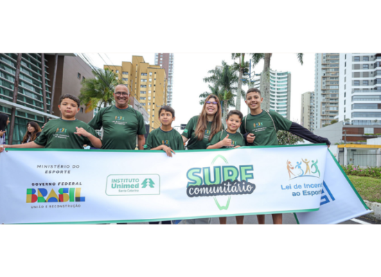 Projeto Surf Comunitário, desfila com propósito no 7 de Setembro – Filial Litoral